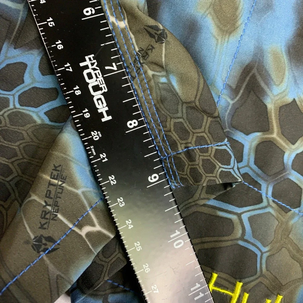 Huk Kryptek Neptune Pursuit Boardshorts Mens XXL Blue Camo Fishing Water Shorts